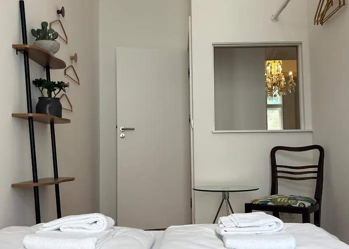 Elegantes Bei Der Wiener Stadthallo Apartment Vienna